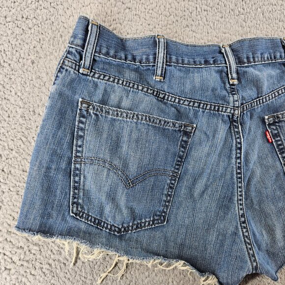 Levis 514 Denim Shorts Womens 38 Blue Distressed Cut Off Raw Hem Classic Jean - Picture 14 of 16